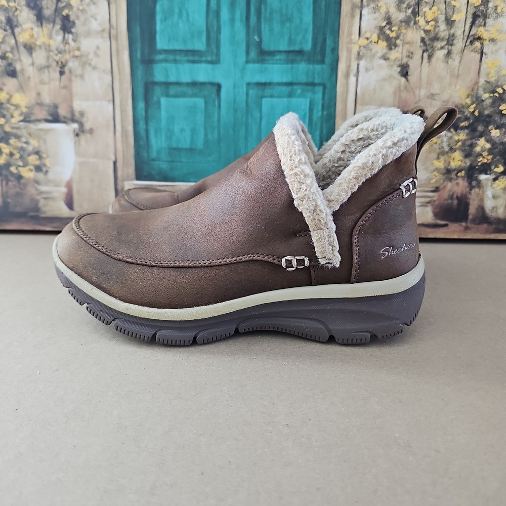 SKECHERS EASY GOING GOLD RUSH CHOCOLATE RELAXED FIT BOOTS WOMEN 6.5 WATER Resist